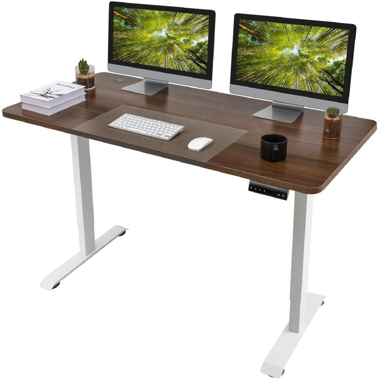 What Are Some Tips for Using an Electric Height Adjustable Desk Safely?